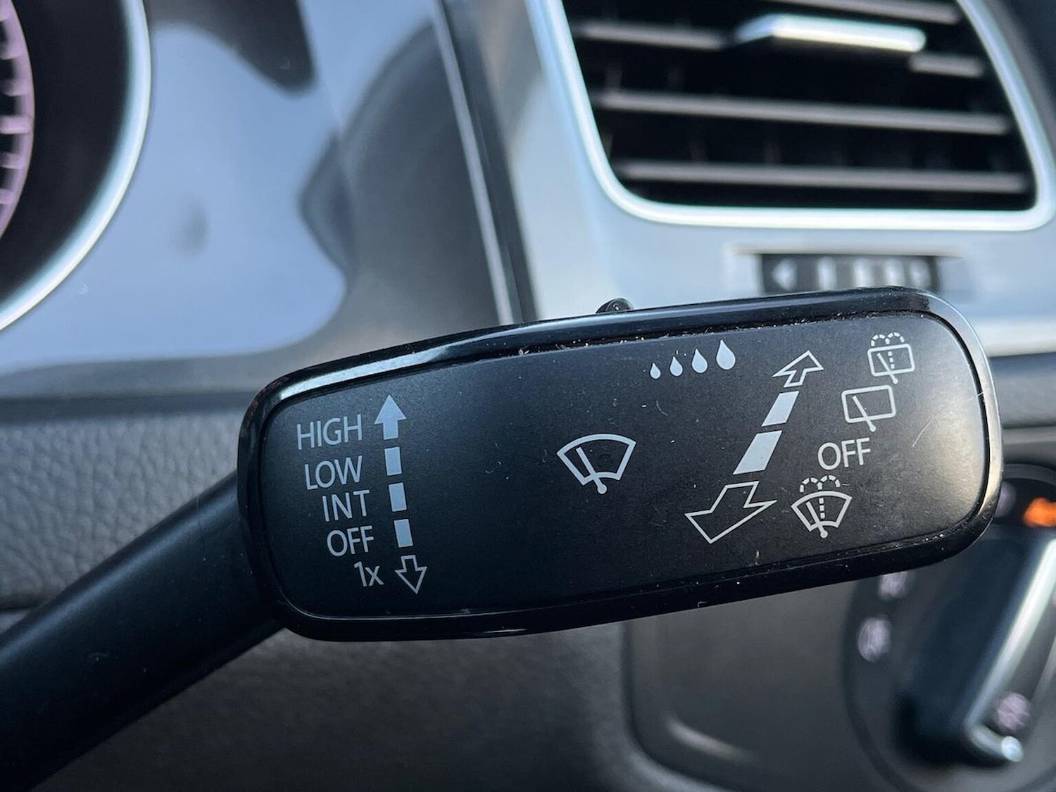 Used Volkswagen Golf 2020 for sale - 77001847: Photo 30