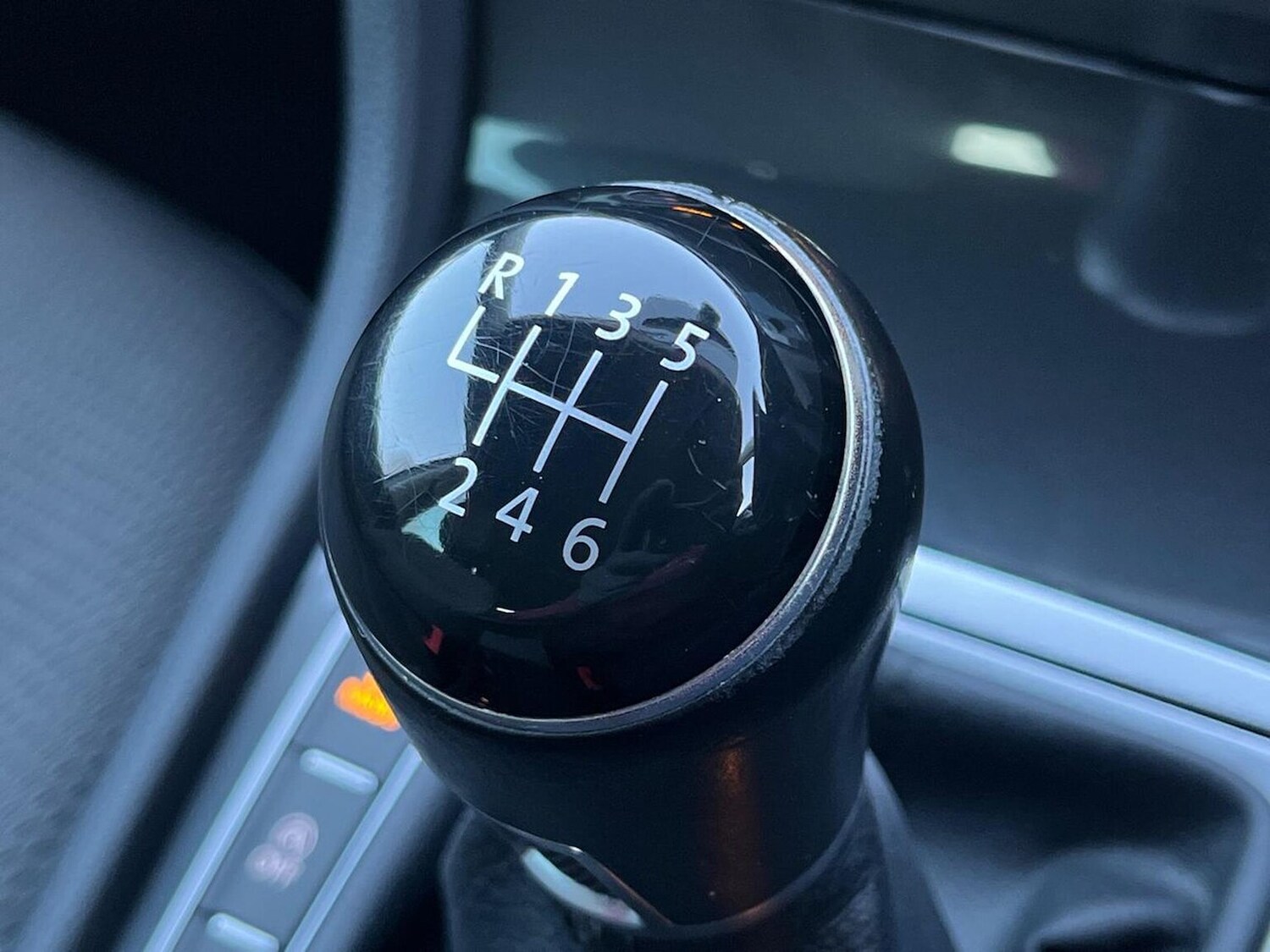 Used Volkswagen Golf 2020 for sale - 77001847: Photo 31