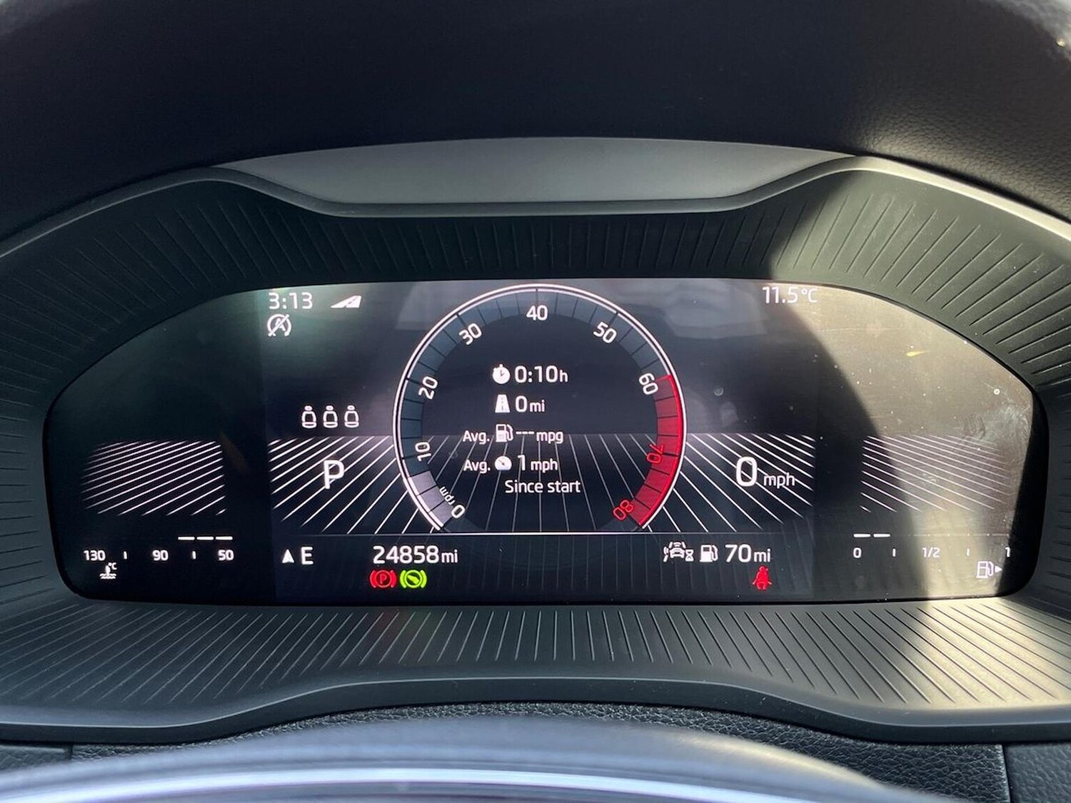 Used Skoda Karoq 2023 for sale - 78196372: Photo 12