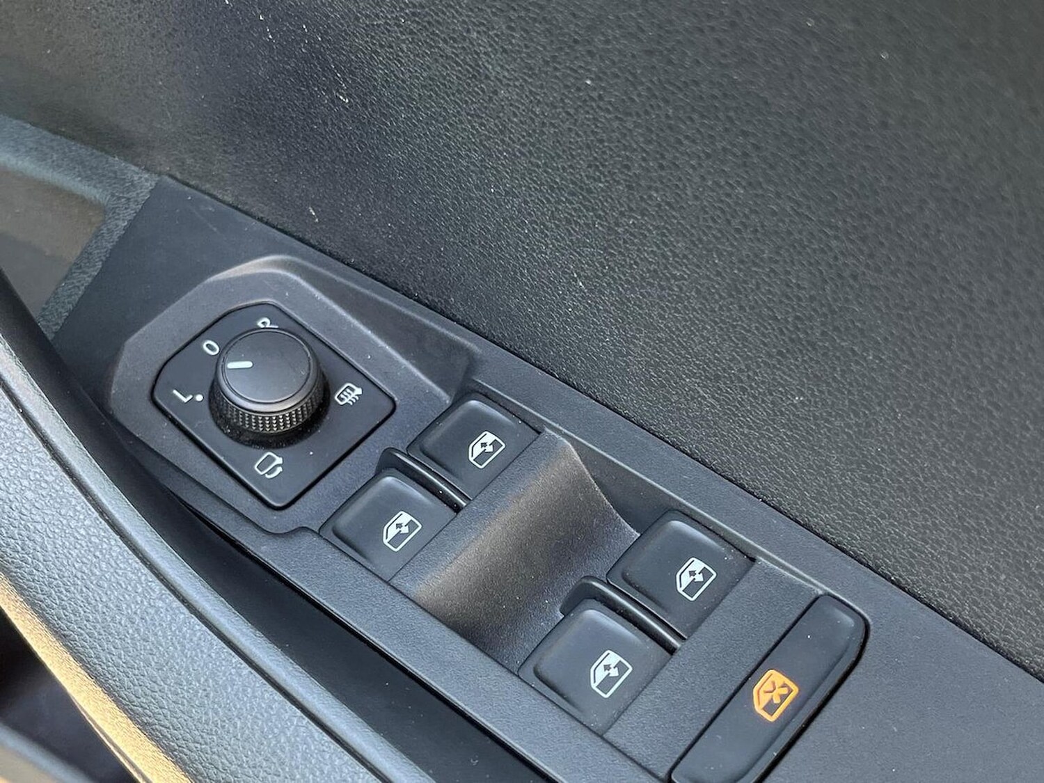 Used Skoda Karoq 2023 for sale - 78196372: Photo 23