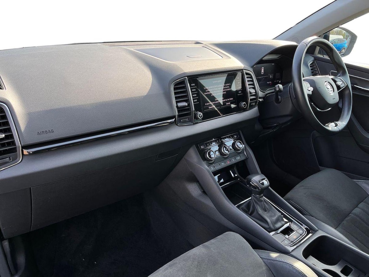 Used Skoda Karoq 2023 for sale - 78196372: Photo 9