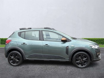 Used Dacia Sandero Stepway 2023 for sale - 78642070: Photo