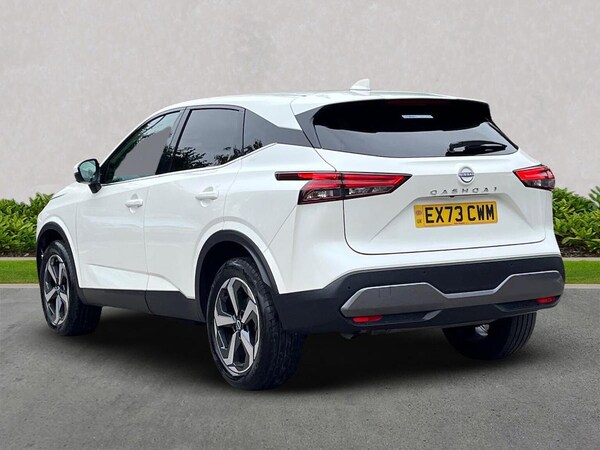 Used Nissan Qashqai 2023 for sale - 76082522: Photo 2