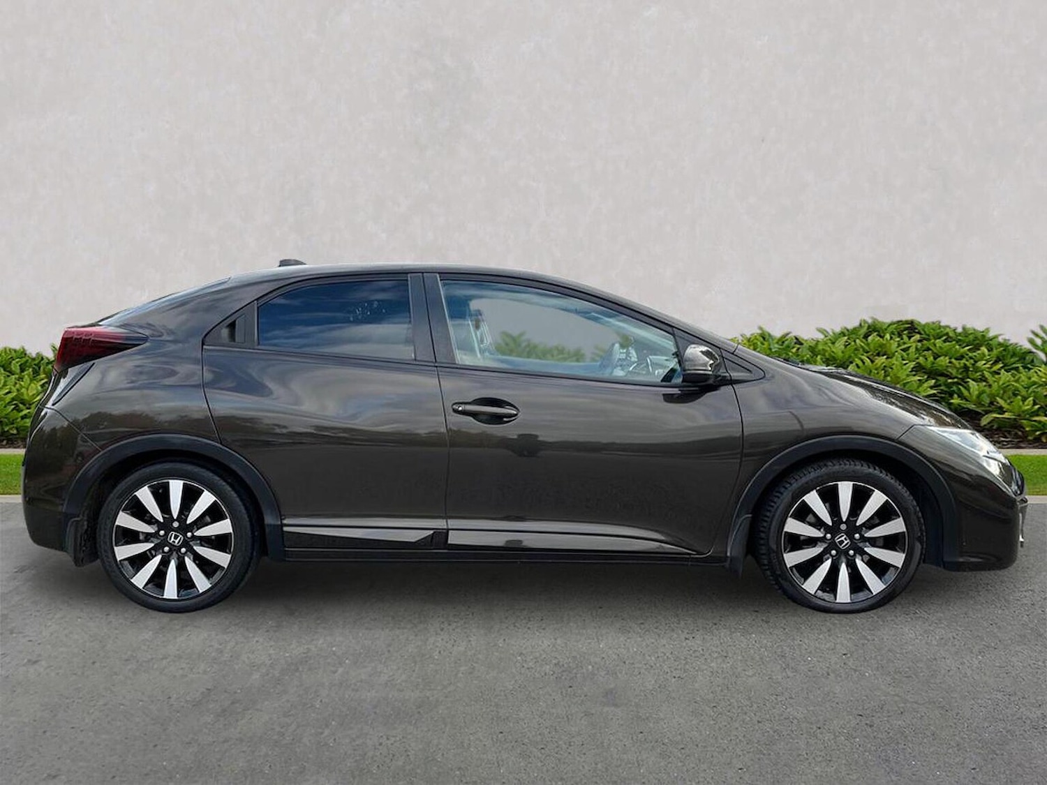 Used Honda Civic 2015 for sale - 76570997: Photo 3