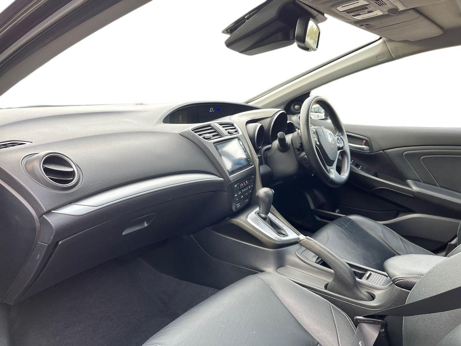 Used Honda Civic 2015 for sale - 76570997: Photo 8