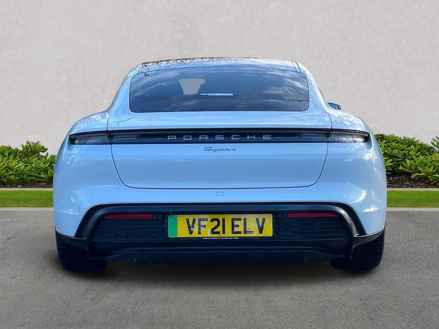 Used Porsche Taycan 2021 for sale - 77488731: Photo 4