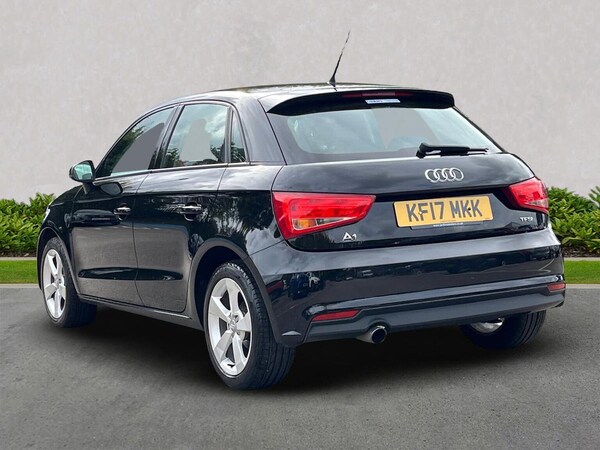 Used Audi A1 2017 for sale - 76047768: Photo 2