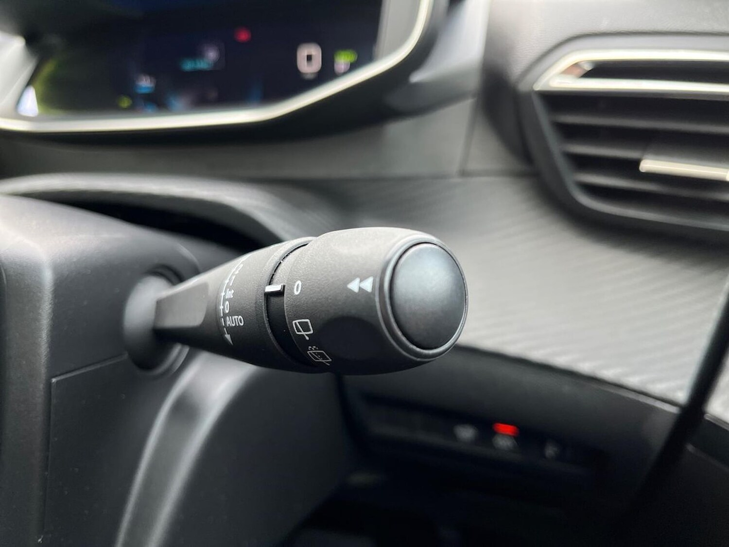 Used Peugeot 2008 2022 for sale - 78196465: Photo 32