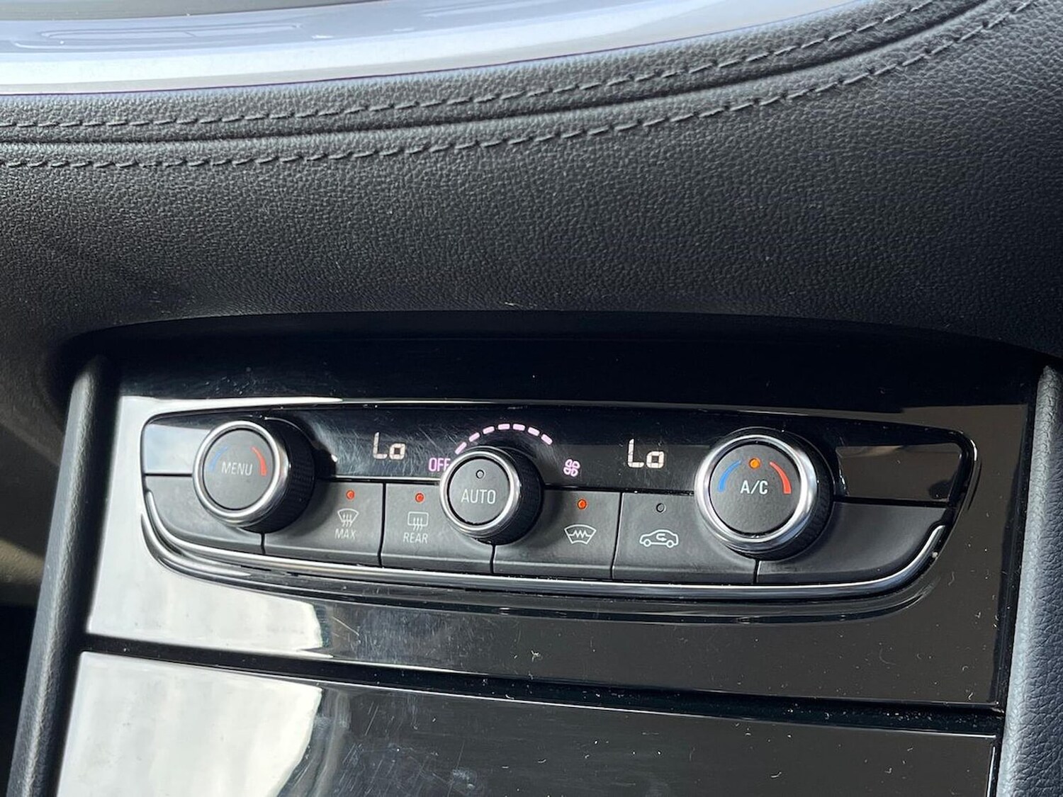 Used Vauxhall Grandland X 2019 for sale - 78196536: Photo 14