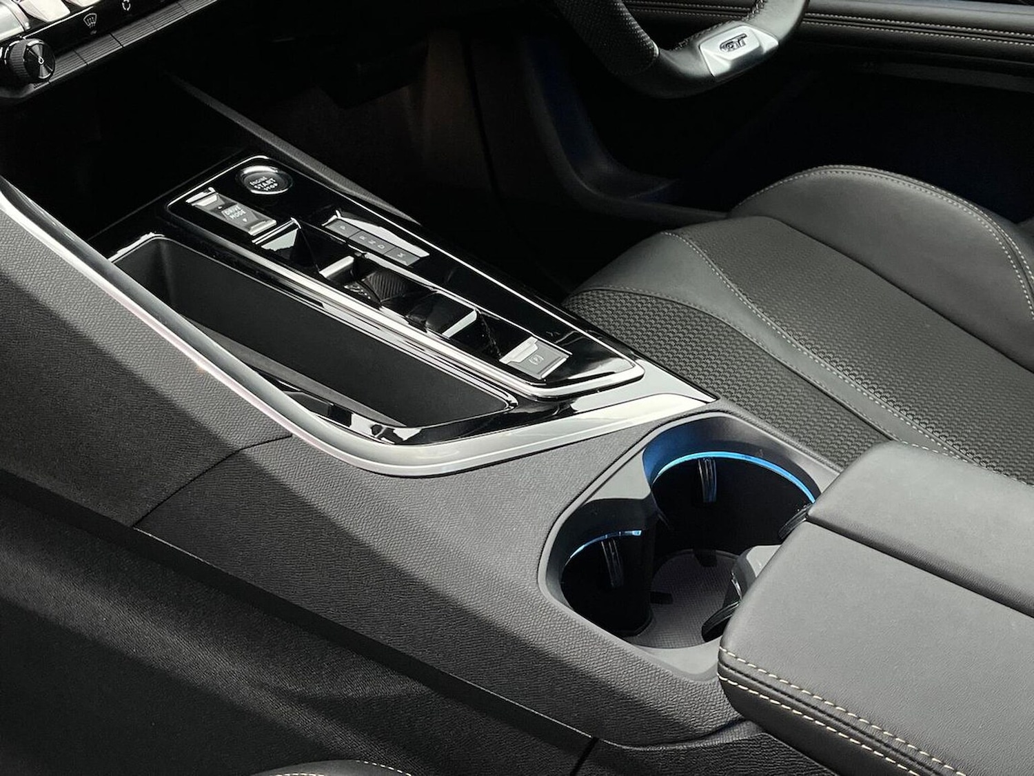 Used Peugeot 3008 2024 for sale - 76986937: Photo 14