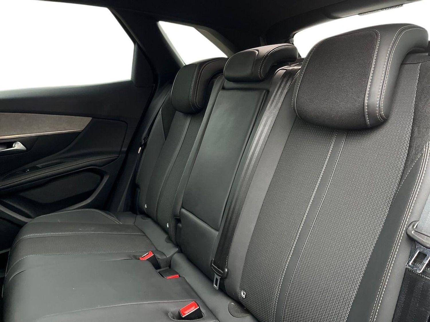 Used Peugeot 3008 2024 for sale - 76986937: Photo 17