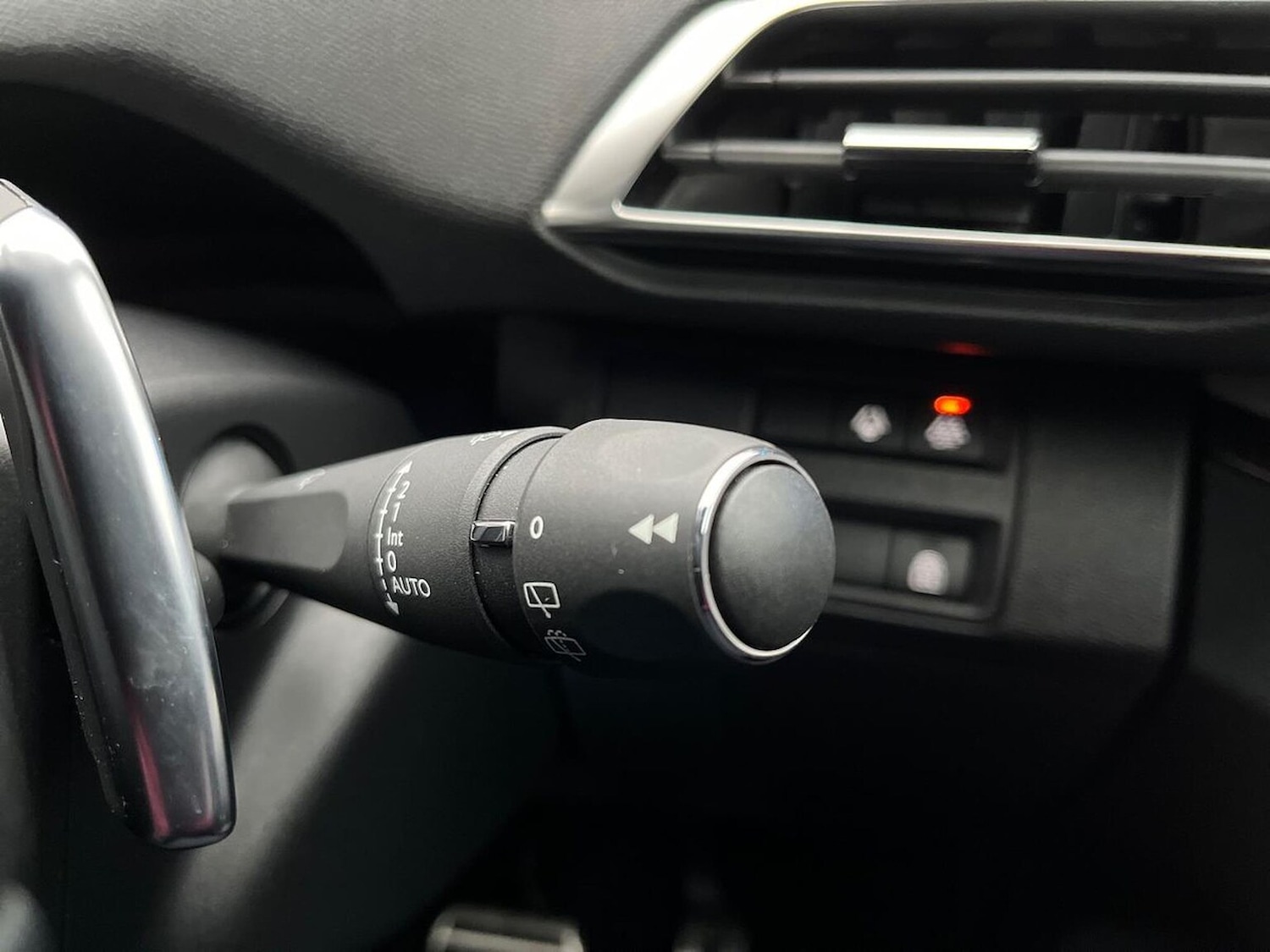 Used Peugeot 3008 2024 for sale - 76986937: Photo 30