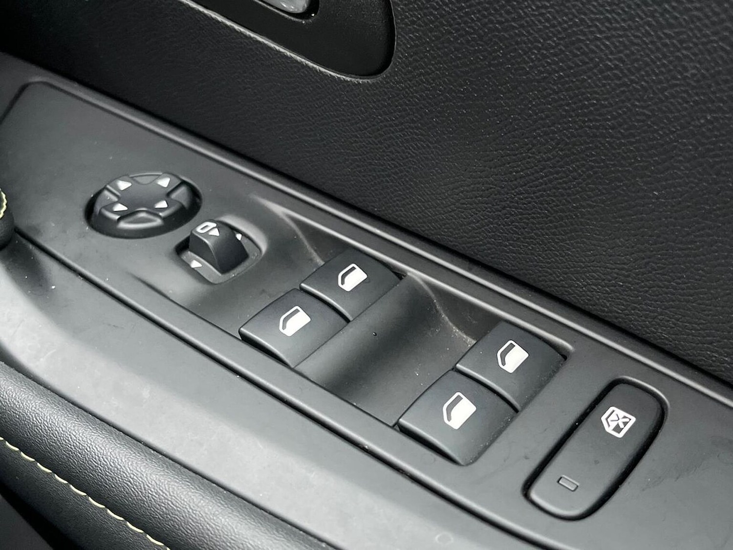 Used Peugeot 208 2022 for sale - 76974579: Photo 22