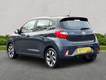 Used Hyundai i10 2024 for sale - 76464643: Photo