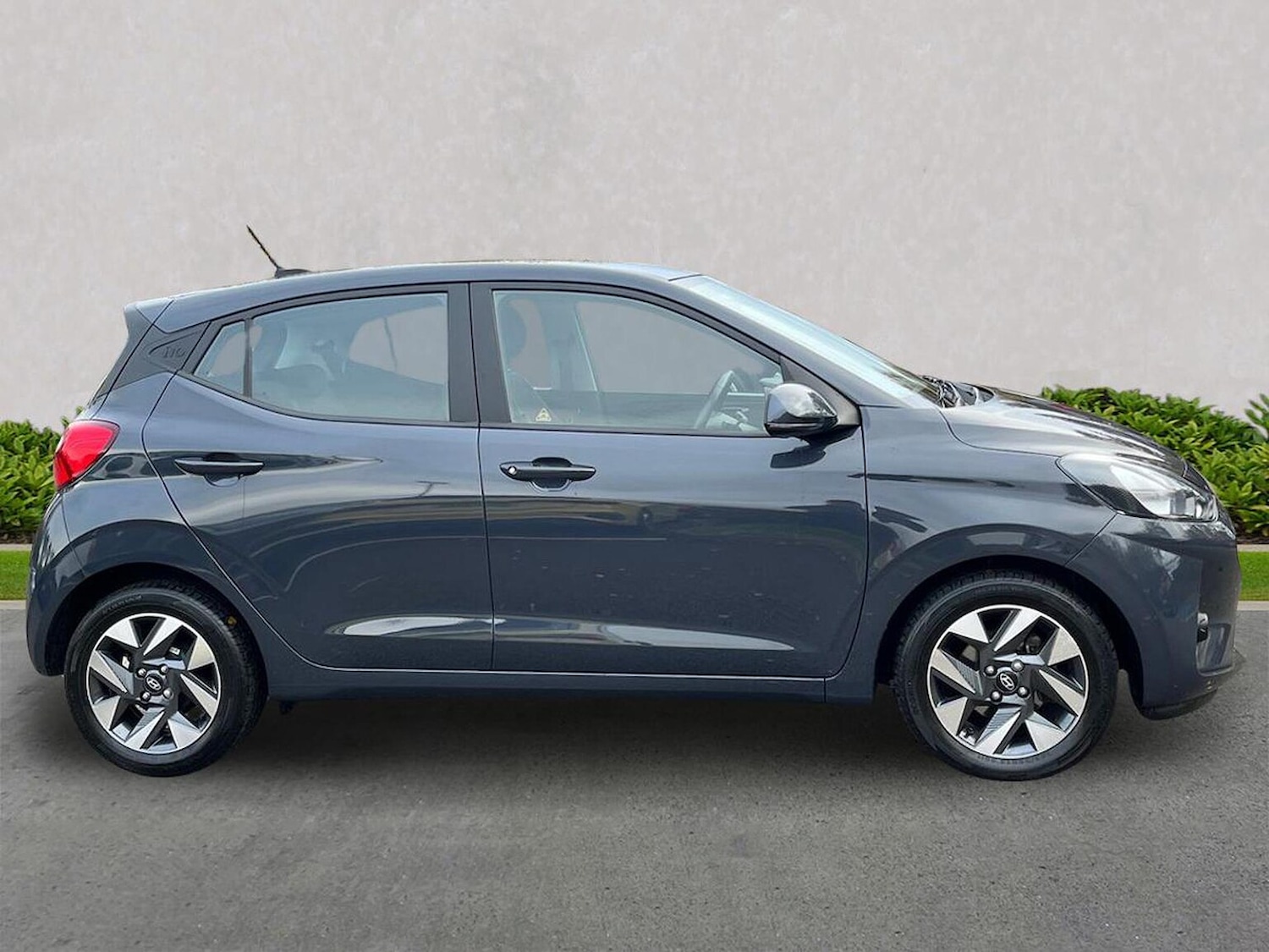 Used Hyundai i10 2024 for sale - 76464643: Photo 3