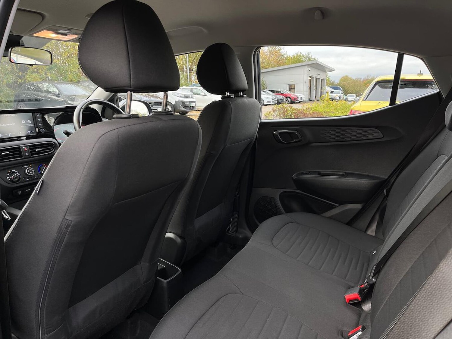 Used Hyundai i10 2024 for sale - 76464643: Photo 44