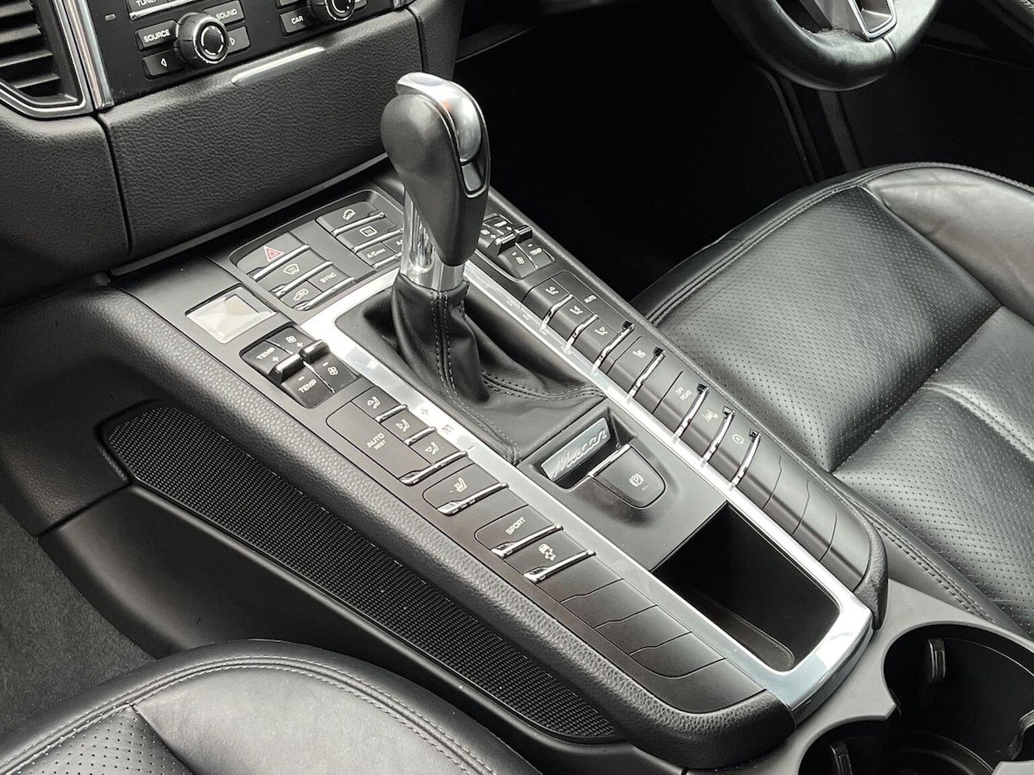 Used Porsche Macan 2015 for sale - 76506135: Photo 13