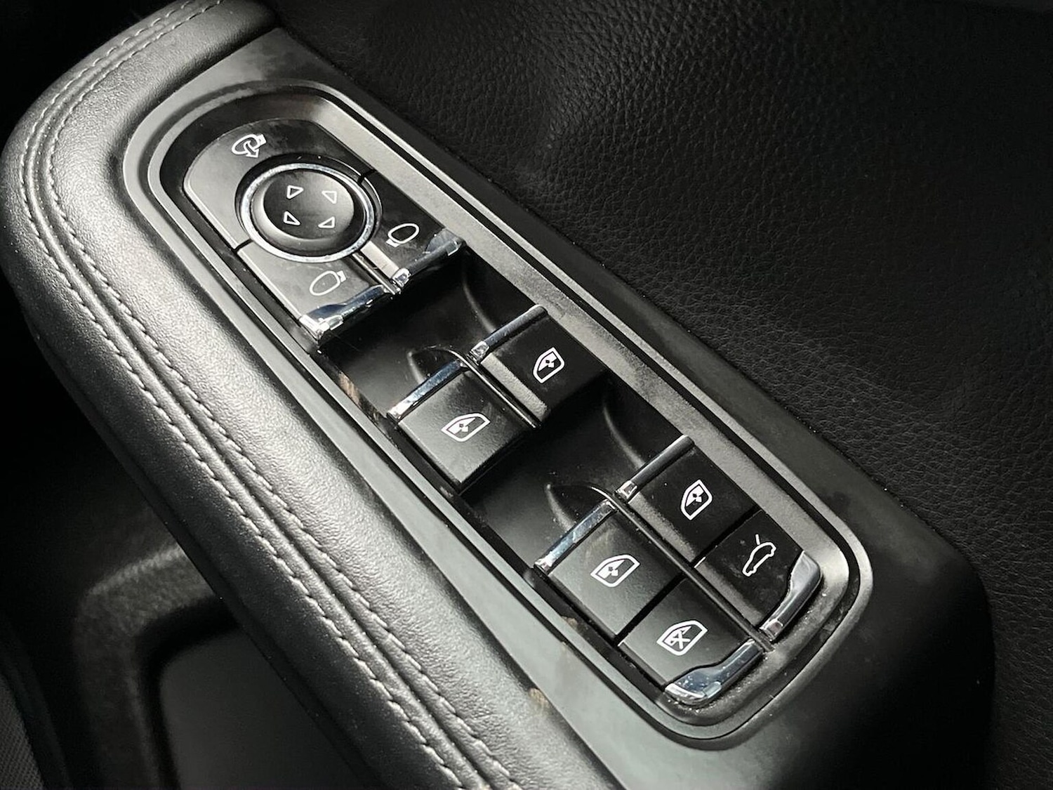 Used Porsche Macan 2015 for sale - 76506135: Photo 21