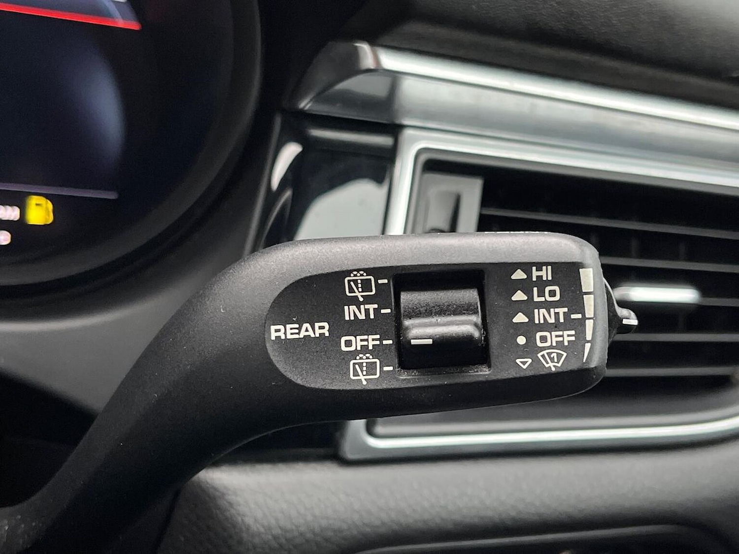 Used Porsche Macan 2015 for sale - 76506135: Photo 29