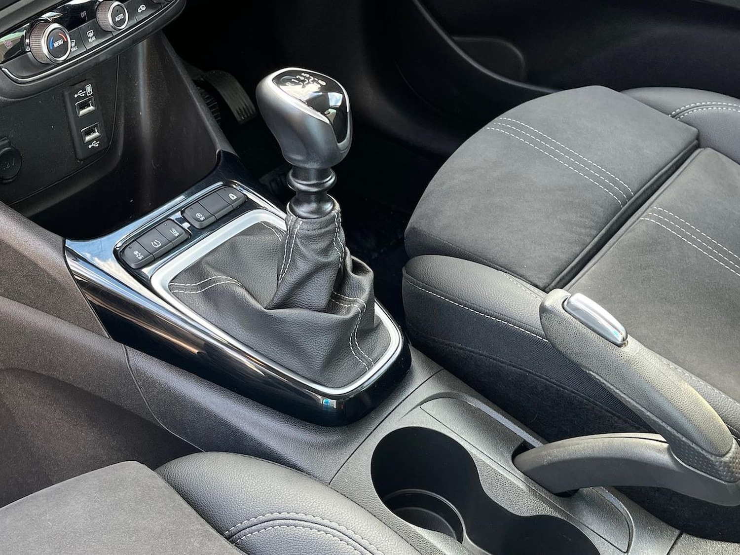 Used Vauxhall Crossland 2022 for sale - 76682646: Photo 13