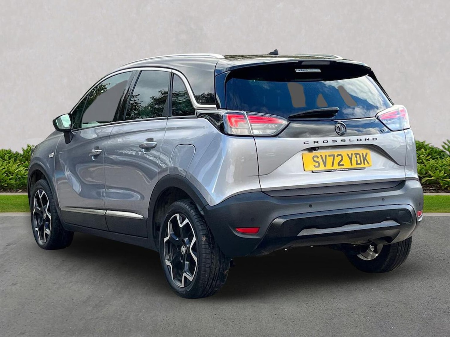 Used Vauxhall Crossland 2022 for sale - 76682646: Photo 2