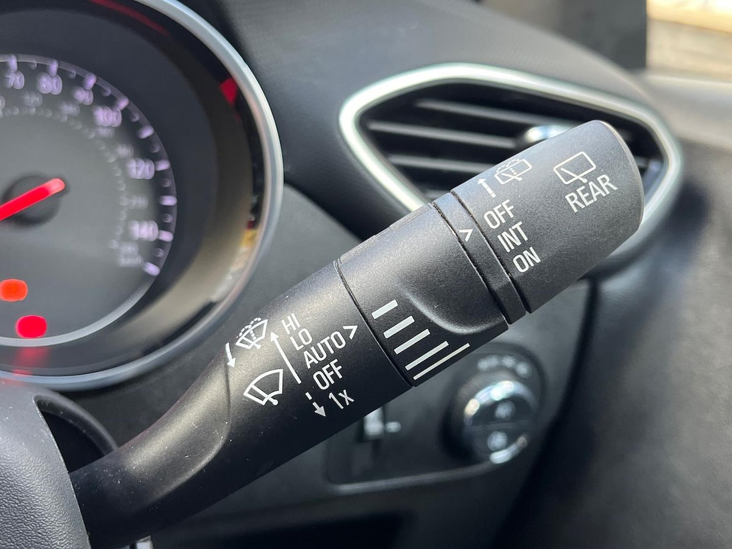 Used Vauxhall Crossland 2022 for sale - 76682646: Photo 29