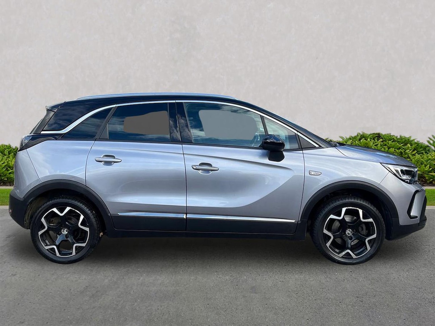 Used Vauxhall Crossland 2022 for sale - 76682646: Photo 3