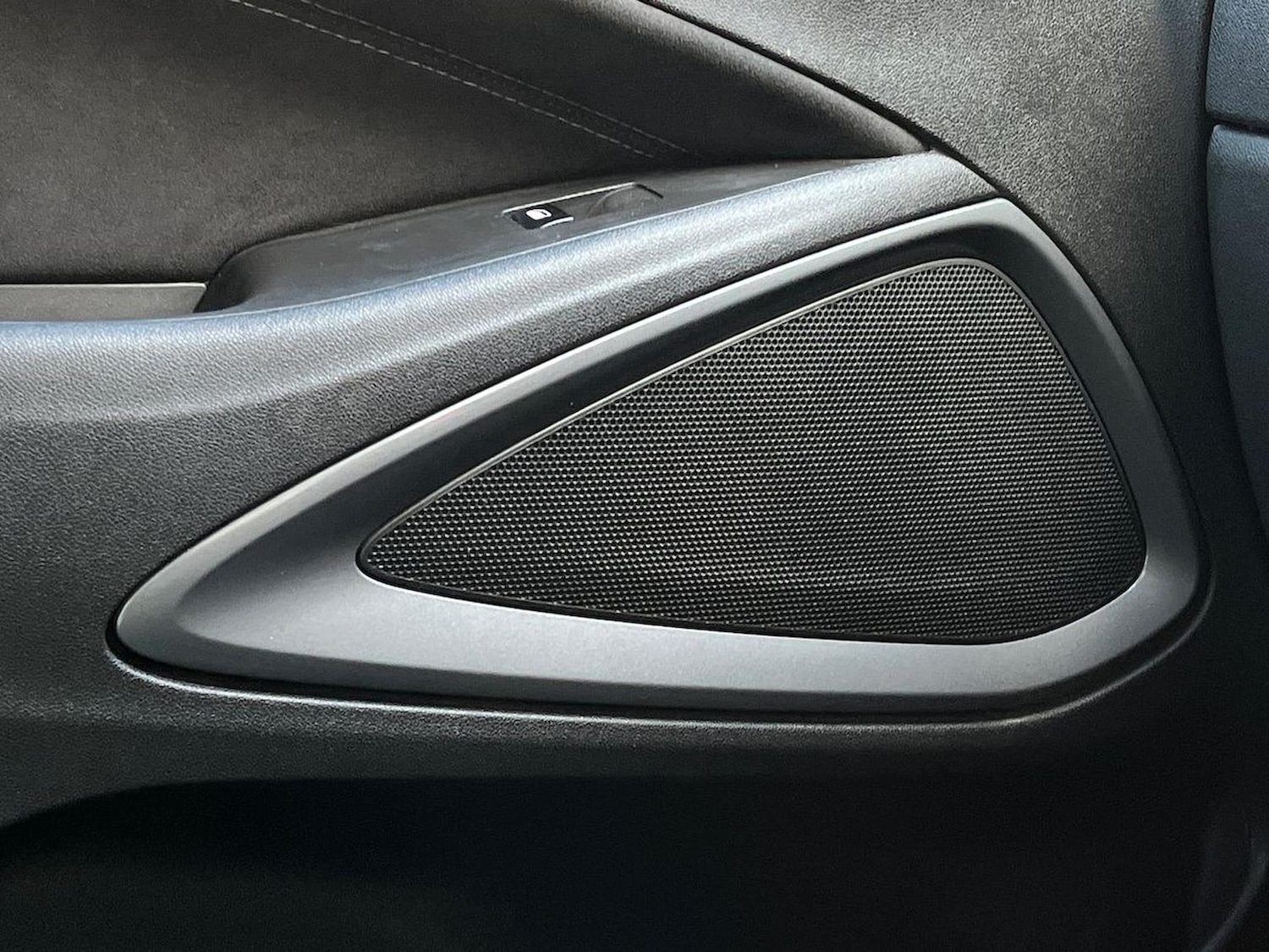 Used Vauxhall Crossland 2022 for sale - 76682646: Photo 31