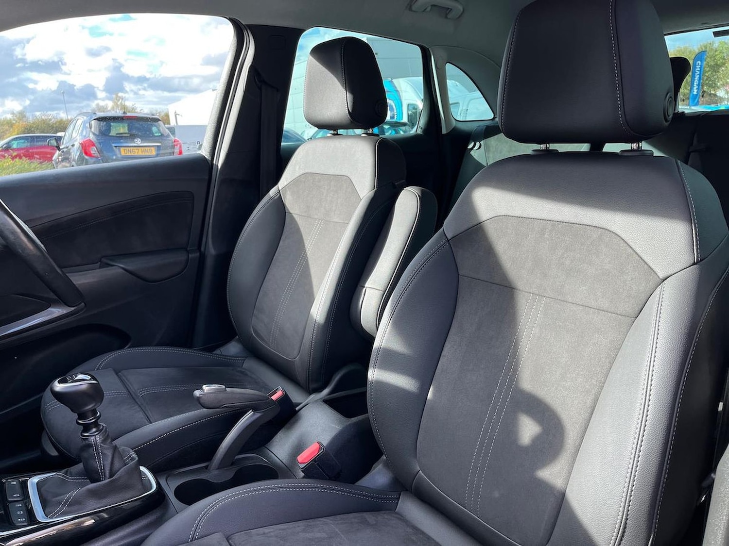 Used Vauxhall Crossland 2022 for sale - 76682646: Photo 32