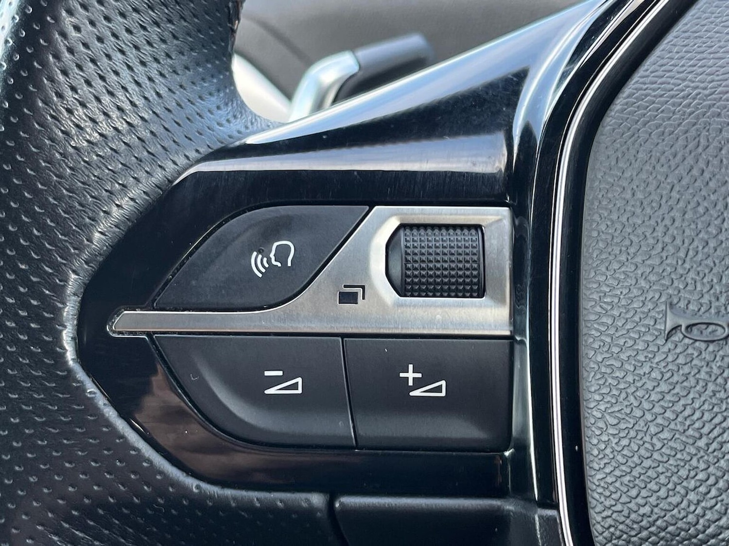 Used Peugeot 5008 2019 for sale - 78196463: Photo 28