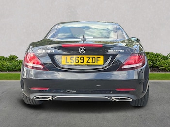 Used Mercedes-Benz SLC 2019 for sale - 75907335: Photo