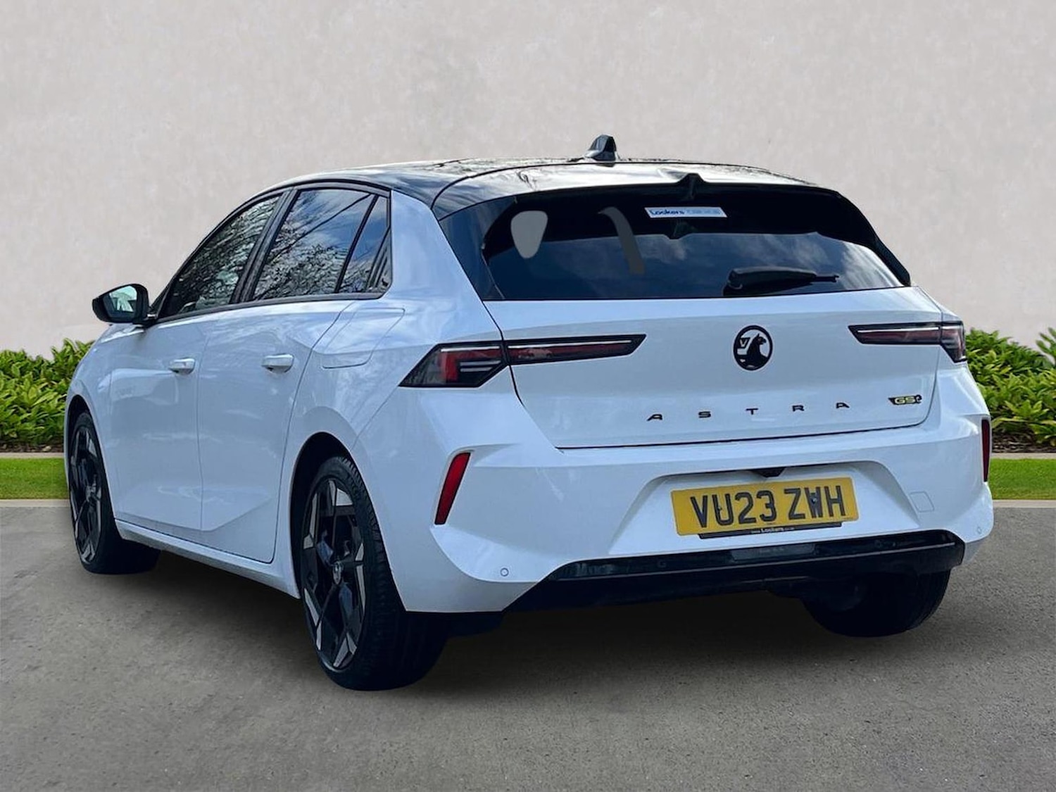 Used Vauxhall Astra 2023 for sale - 77488706: Photo 2