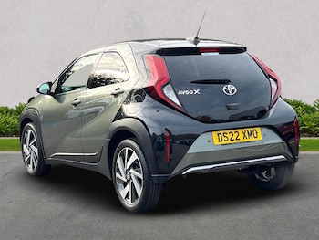 Used Toyota Aygo X 2022 for sale - 76142988: Photo 2