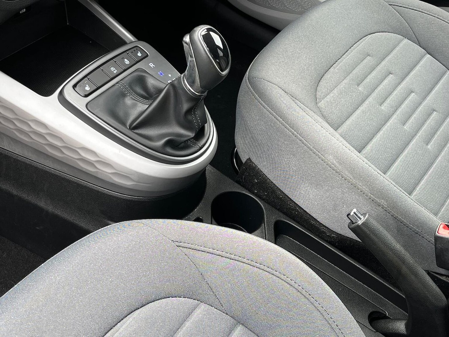 Used Hyundai i10 2022 for sale - 76149506: Photo 13