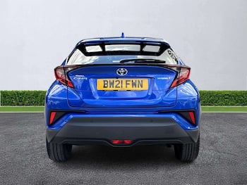 Used Toyota C-HR 2021 for sale - 79692544: Photo