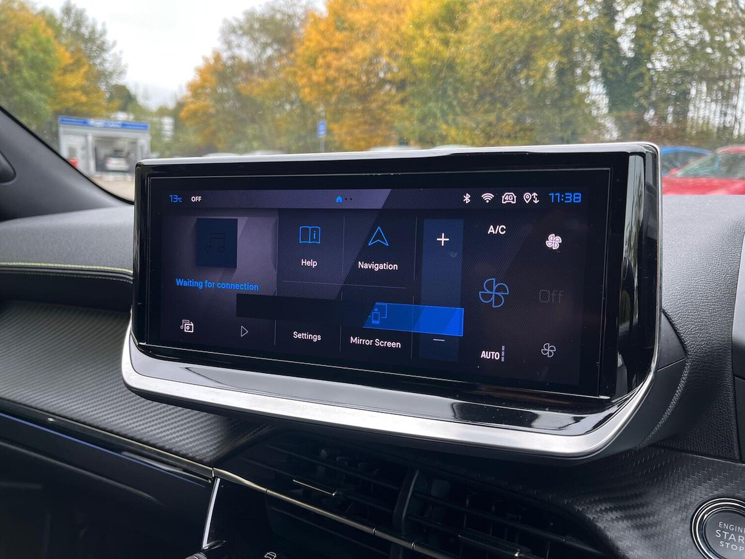 Used Peugeot 2008 2023 for sale - 76352498: Photo 11