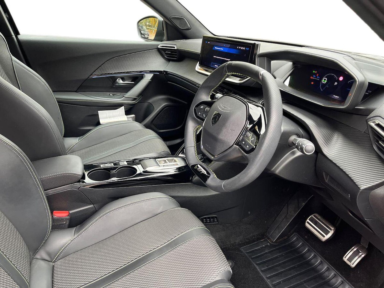 Used Peugeot 2008 2023 for sale - 76352498: Photo 15