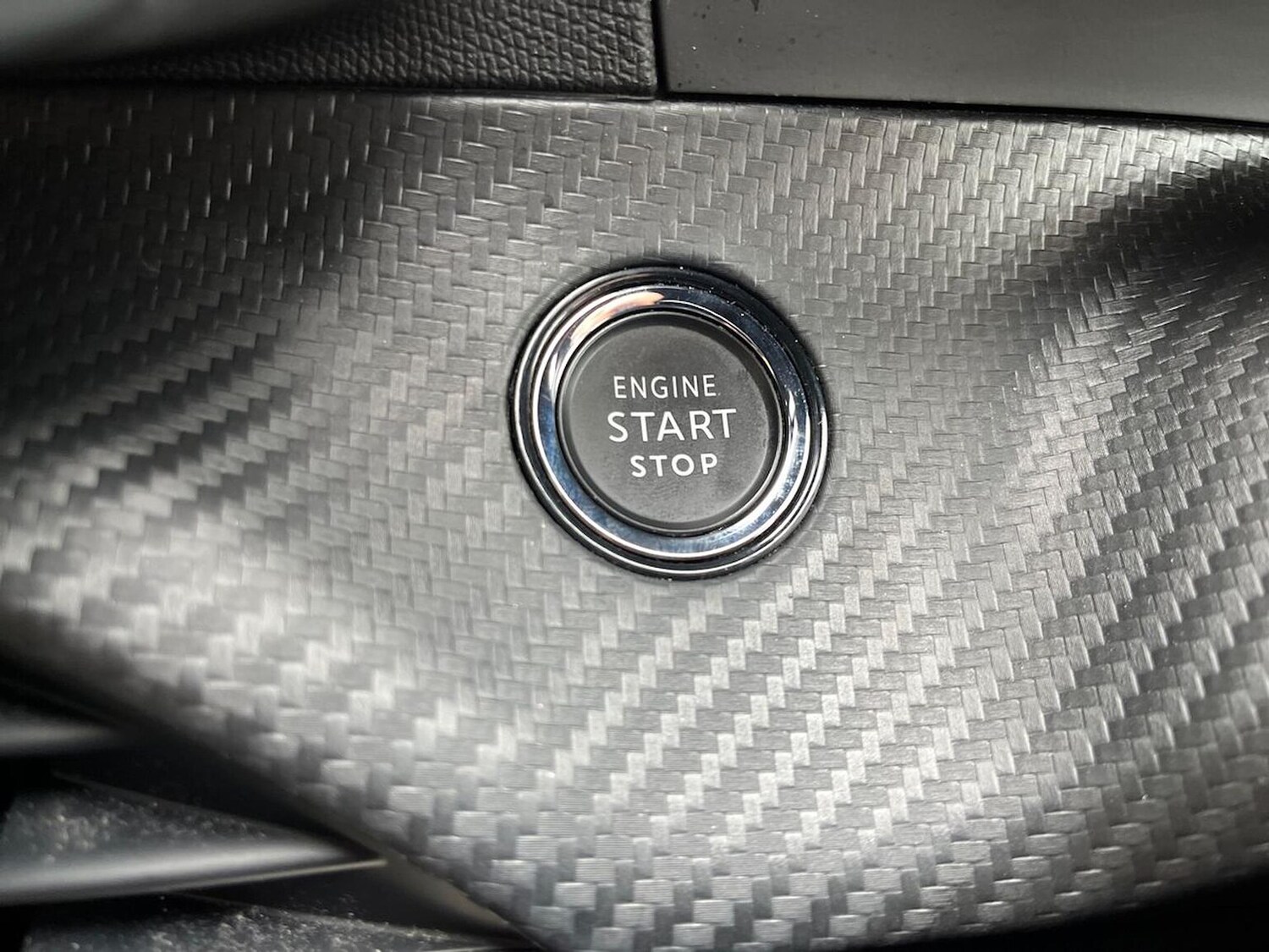 Used Peugeot 2008 2023 for sale - 76352498: Photo 30