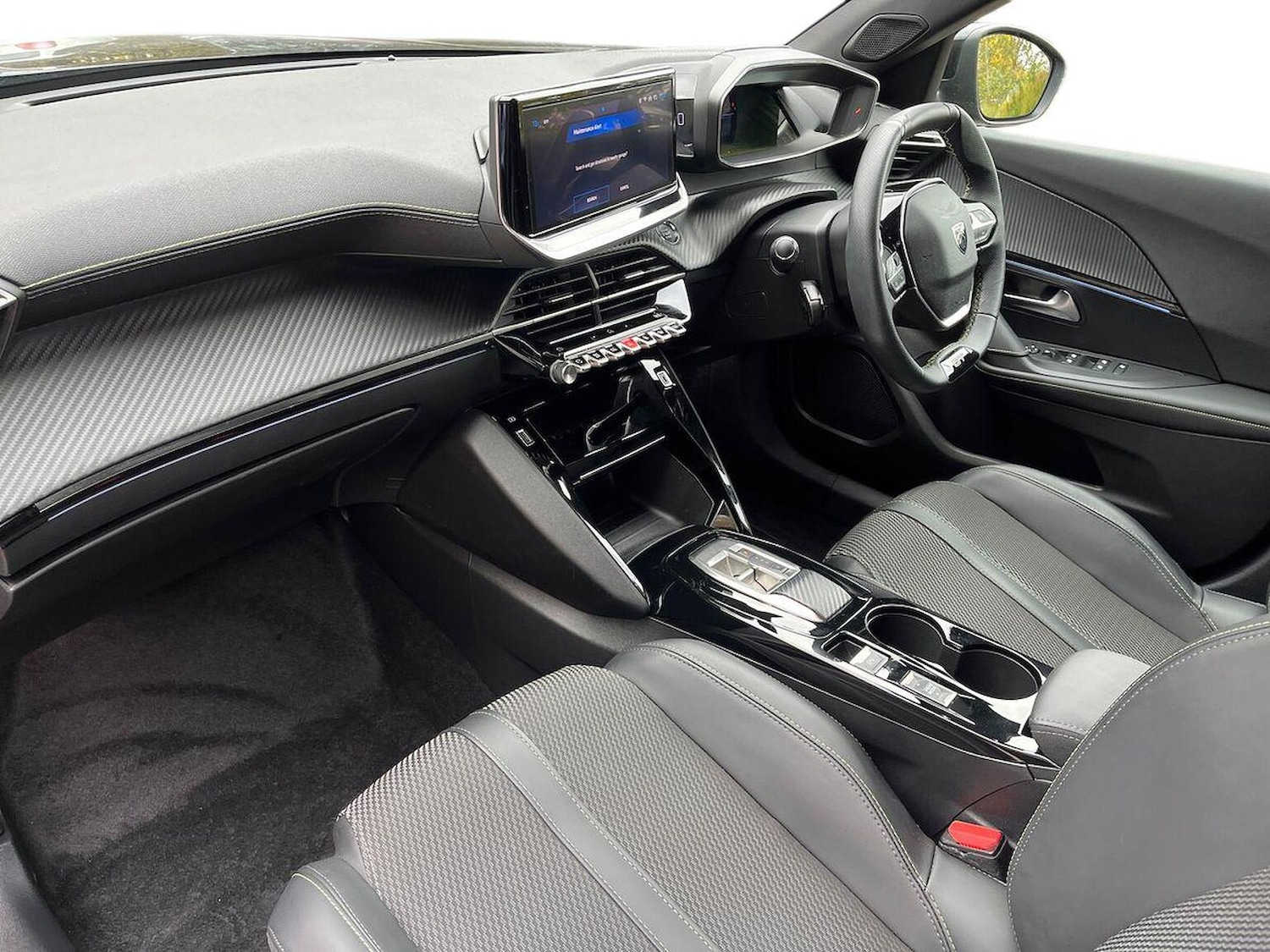 Used Peugeot 2008 2023 for sale - 76352498: Photo 7