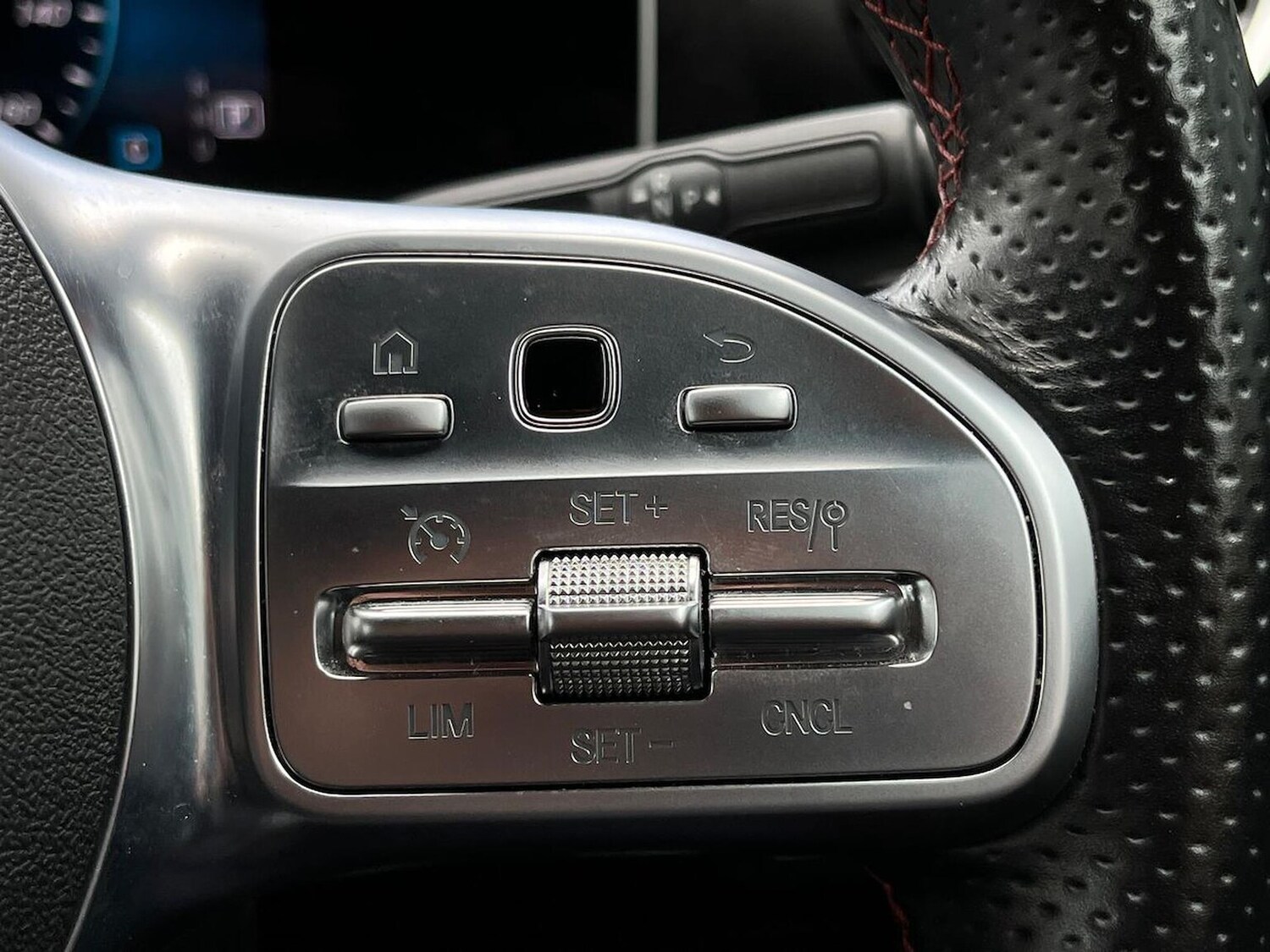 Used Mercedes-Benz A-Class 2020 for sale - 76369159: Photo 27