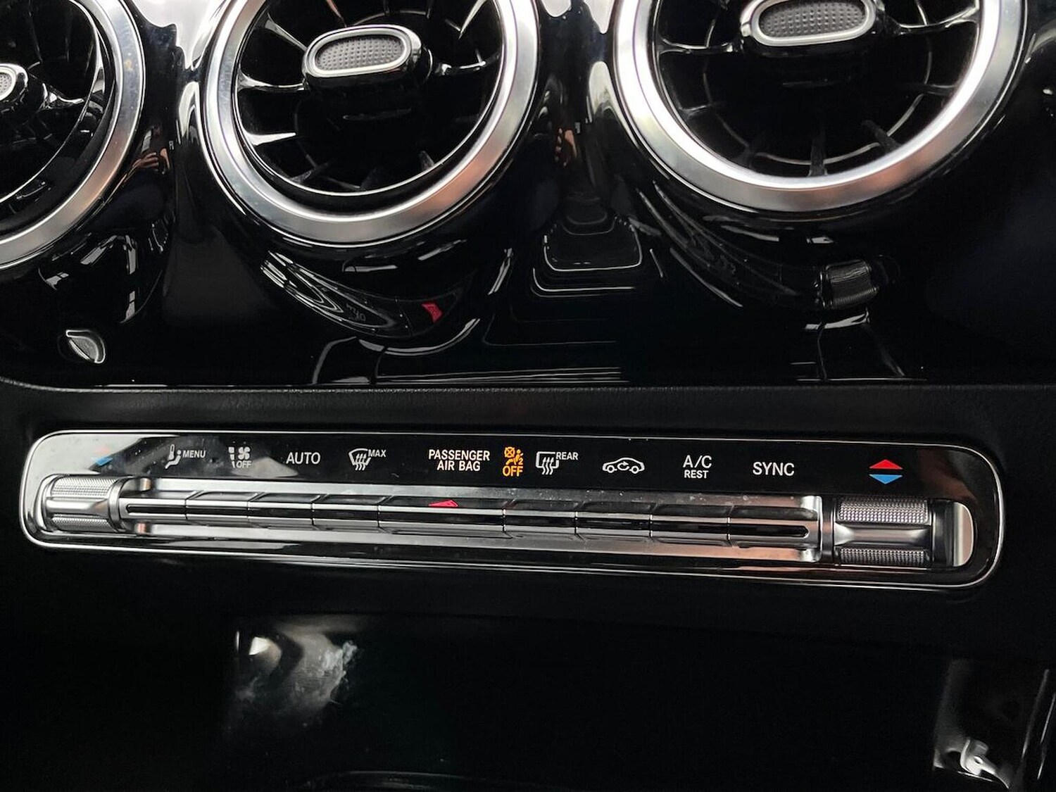 Used Mercedes-Benz A-Class 2020 for sale - 76369159: Photo 43