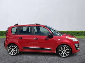 Used Citroen C3 Picasso 2017 for sale - 79620391: Photo
