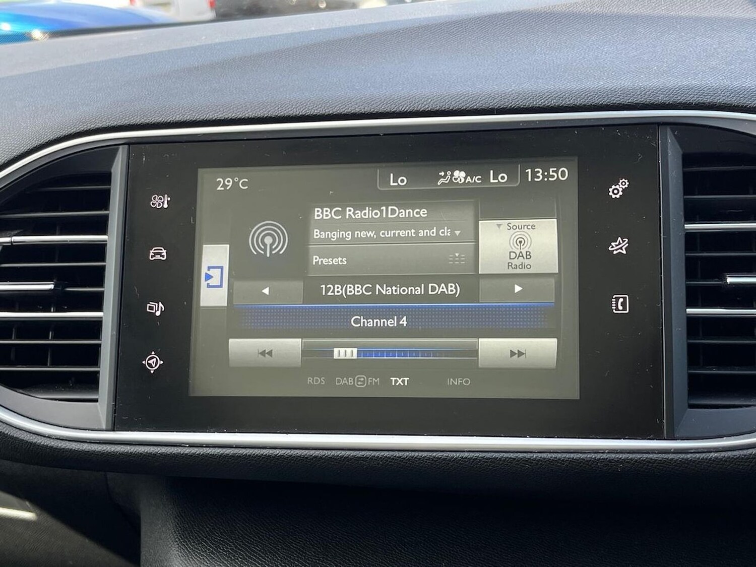 Used Peugeot 308 2014 for sale - 78196339: Photo 13