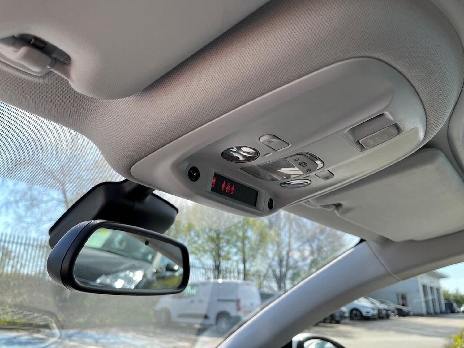 Used Peugeot 308 2014 for sale - 78196339: Photo 16