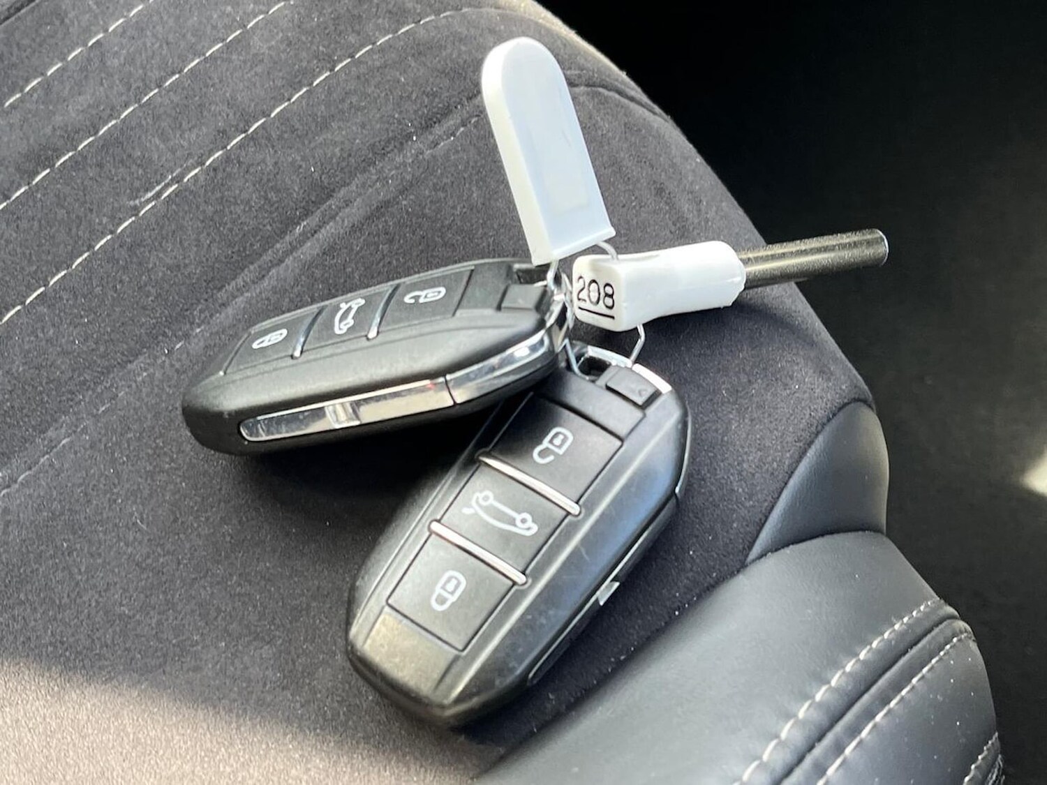 Used Peugeot 308 2014 for sale - 78196339: Photo 50