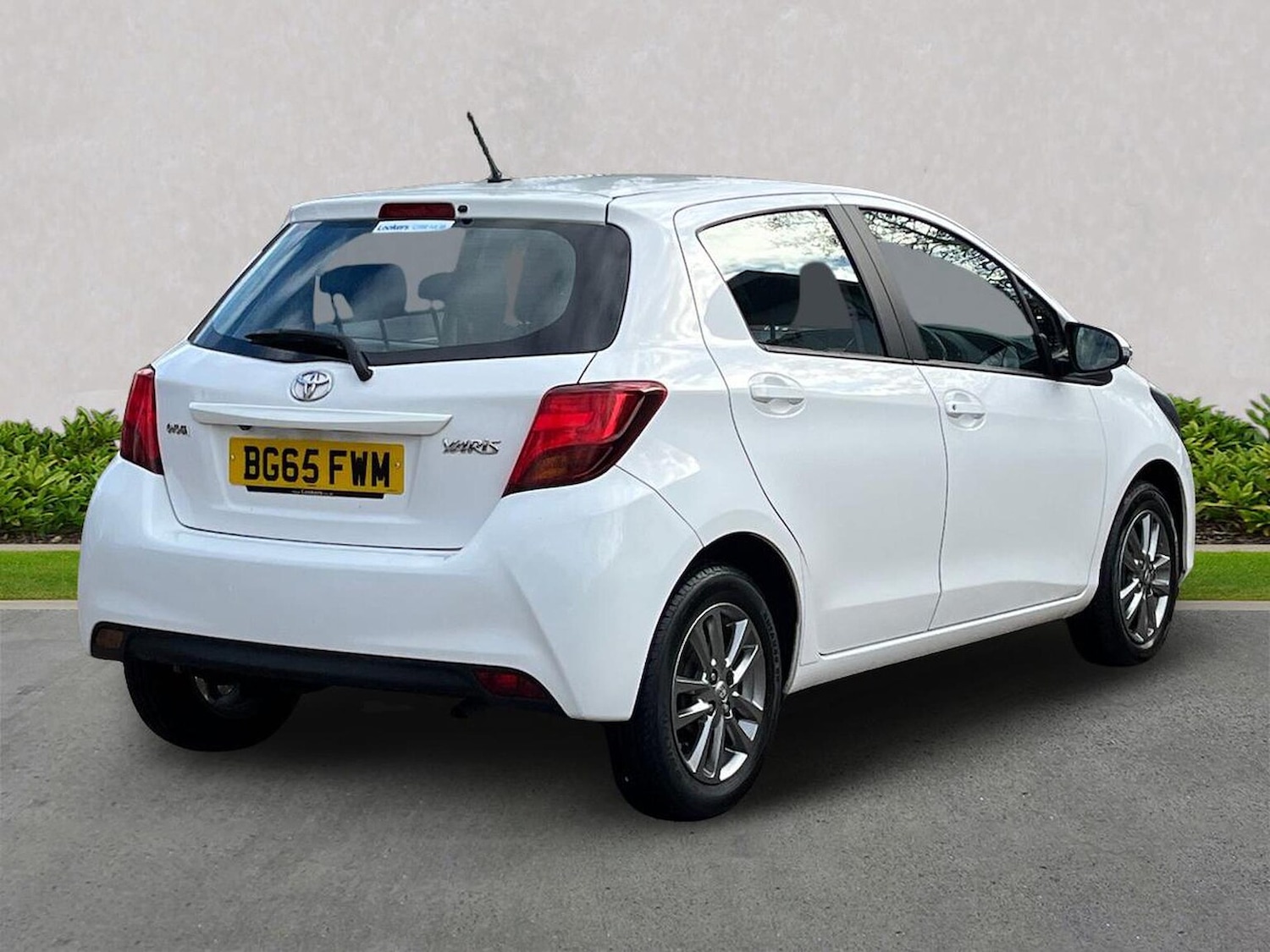 Used Toyota Yaris 2015 for sale - 76725820: Photo 19