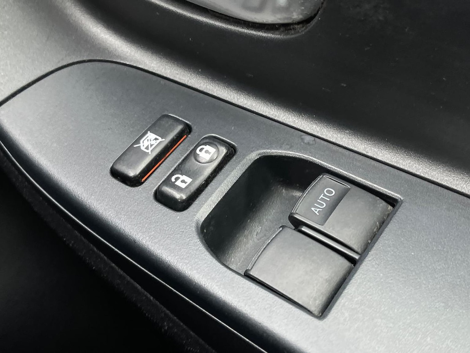 Used Toyota Yaris 2015 for sale - 76725820: Photo 22