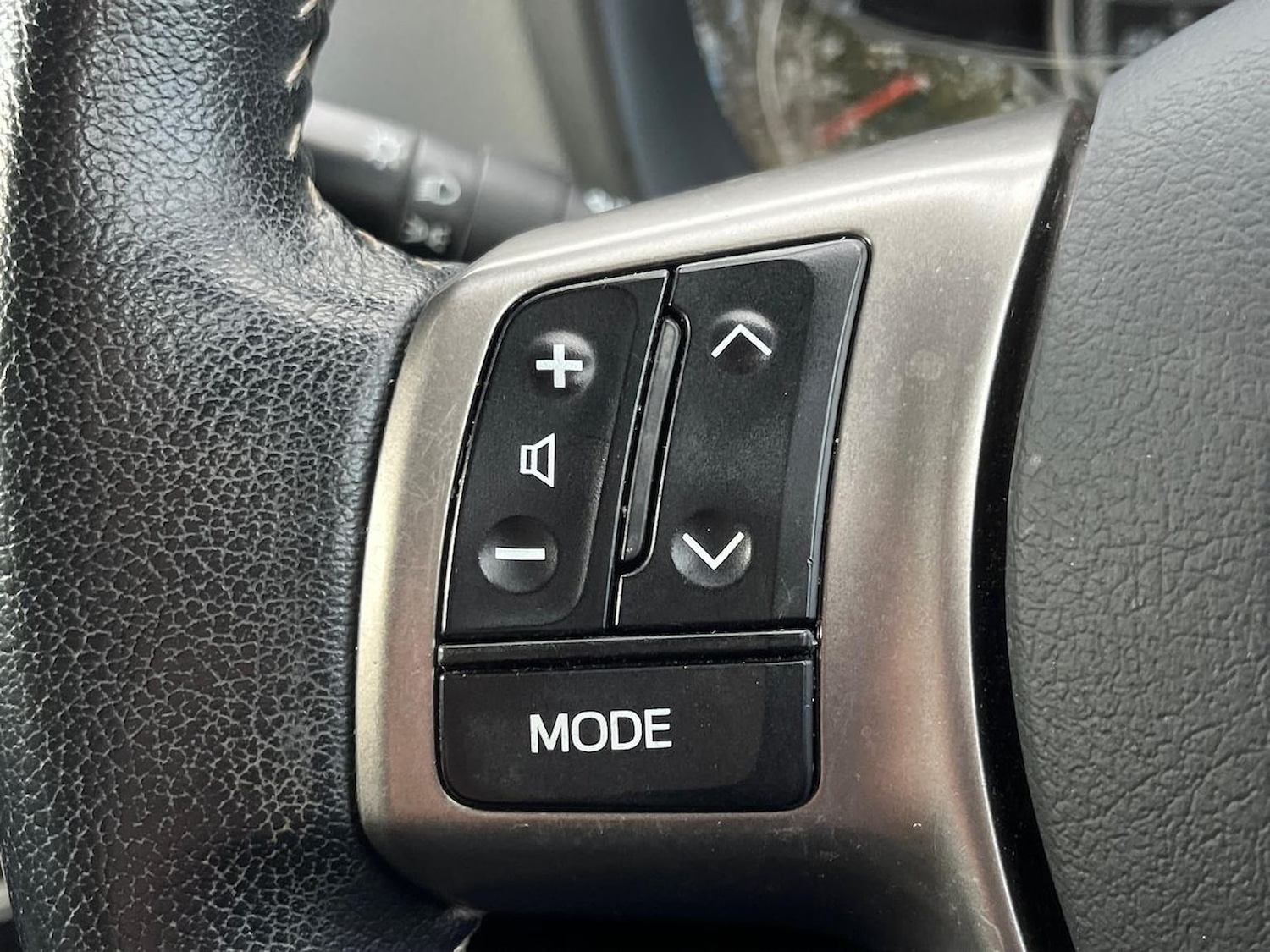 Used Toyota Yaris 2015 for sale - 76725820: Photo 27