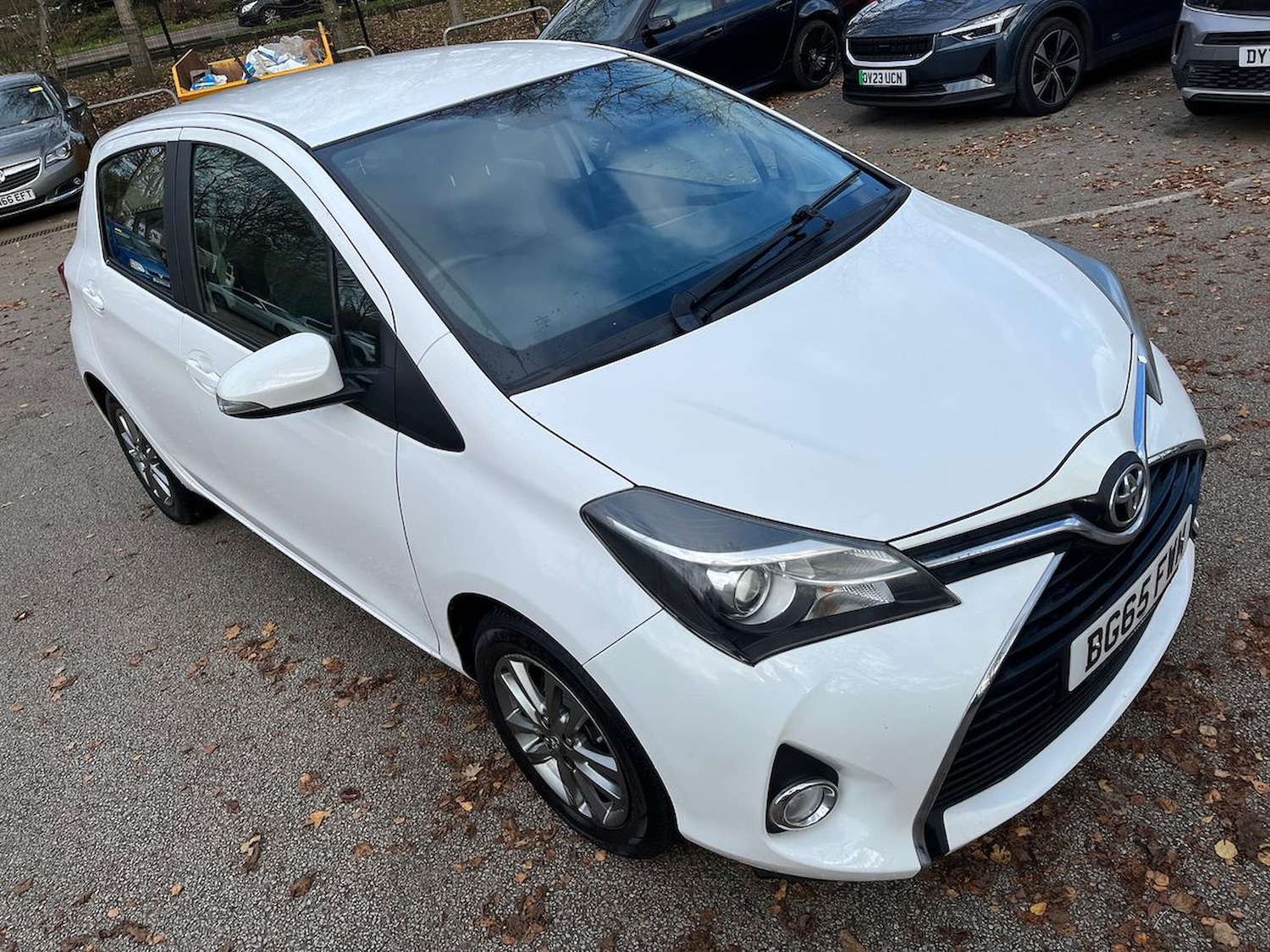 Used Toyota Yaris 2015 for sale - 76725820: Photo 42