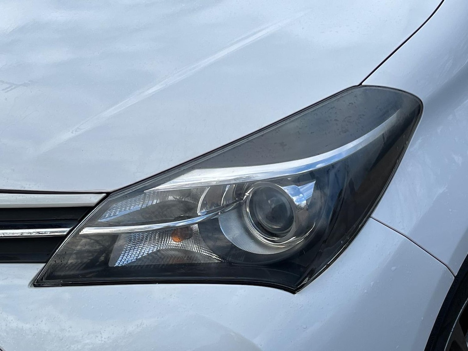 Used Toyota Yaris 2015 for sale - 76725820: Photo 6